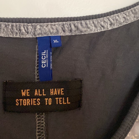NWOT CECIL We All Have Stories To Tell Graphic Tee - Size XL - Picture 2 of 2